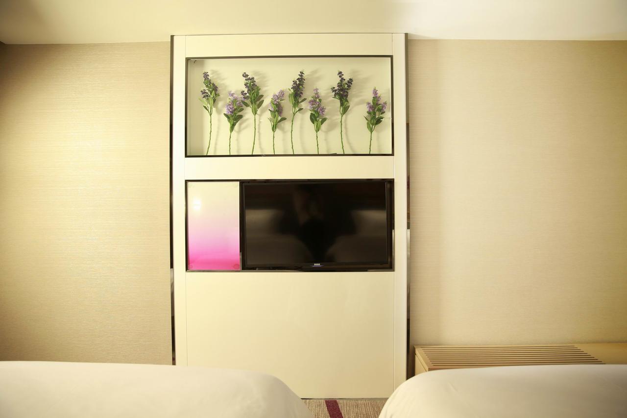 Lavande Hotel Chengdu North Kehua Road ภายนอก รูปภาพ