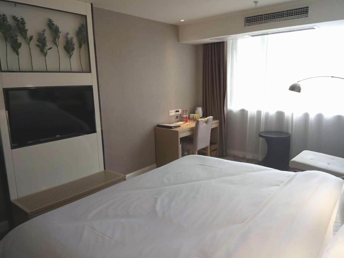 Lavande Hotel Chengdu North Kehua Road ภายนอก รูปภาพ